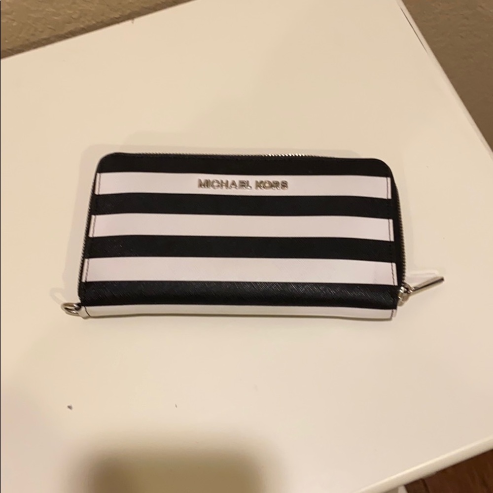 Michael Kors wallet